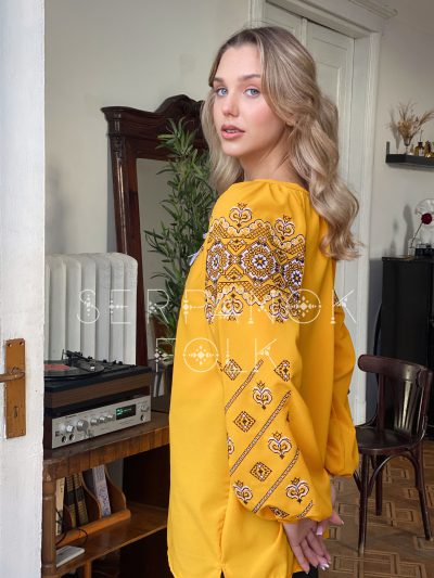 Яскрава жовта вишита жіноча шифонова блузка з довгим рукавом "Марсела" - Зображення 4