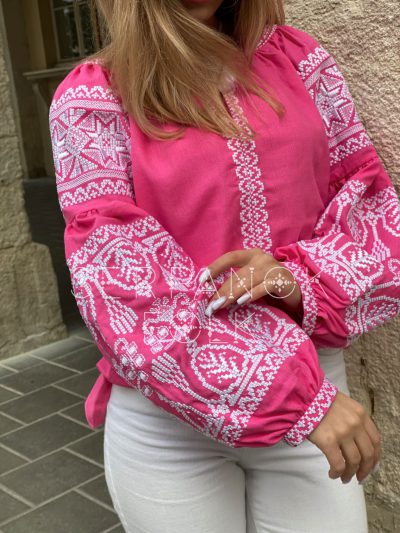 Рожева жіноча святкова вишиванка на лляній тканині"Габріела" - Зображення 5
