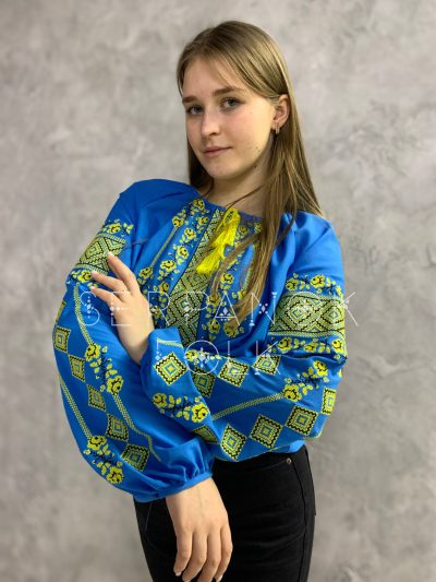 Легка патріотична жіноча вишиванка на легкому шифоні "Агнеса" - Зображення 2