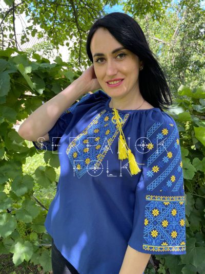 Синя патріотична жіноча блуза вишиванка з коротким рукавом "Північна зірка" - Зображення 4