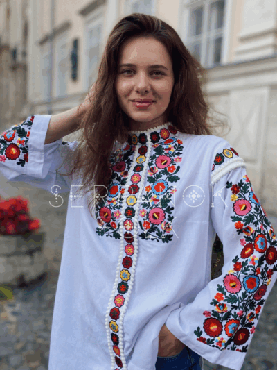 Вишиванки українські жіночі