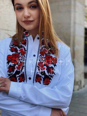 Стильна квіткова біла жіноча блуза вишиванка на домотканому полотні "Джулія"