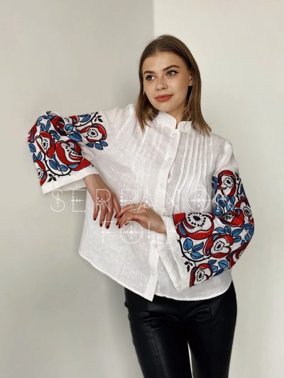 Авторська біла лляна жіноча вишита блуза з квітами на рукавах "Касандра" - Зображення 5