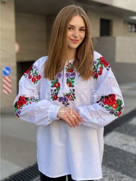 Святкова біла вишита жіноча квіткова блуза в стилі бохо "Ясміна"