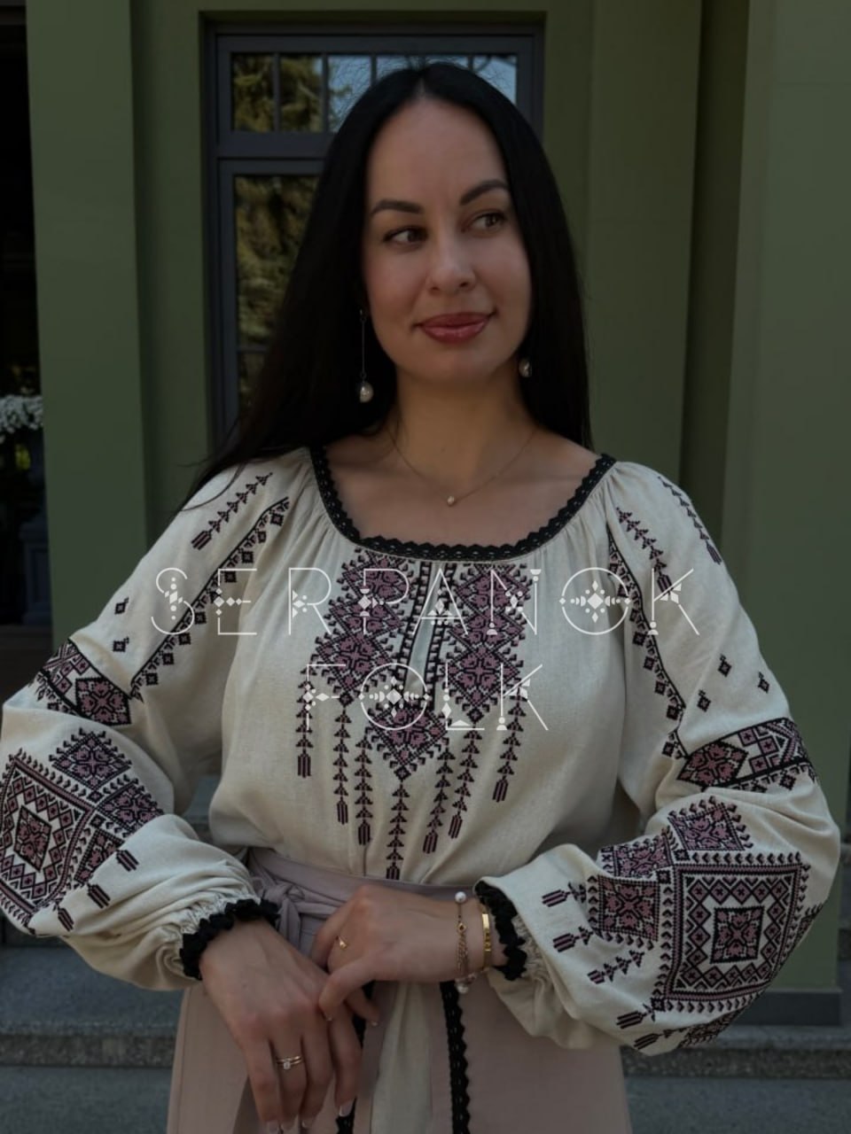 Жіночий бежевий вишитий костюм "Валенсія" 2 Жіночий бежевий вишитий костюм "Валенсія" - Зображення 2